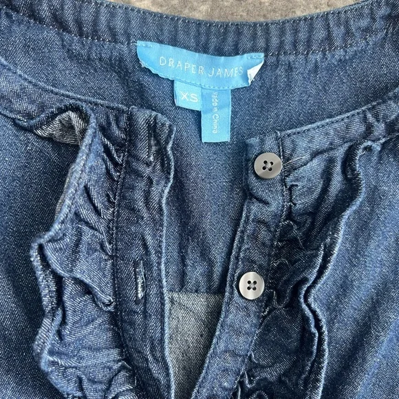 Draper James Belted Sleeveless Chambray Ruffle Shift Dress W/ Pockets - Size XS - Picture 3 of 7